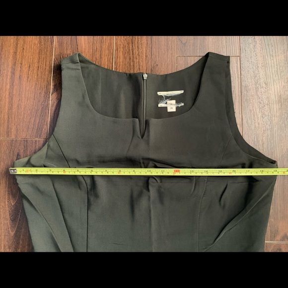 Dress - Picture 3 of 5